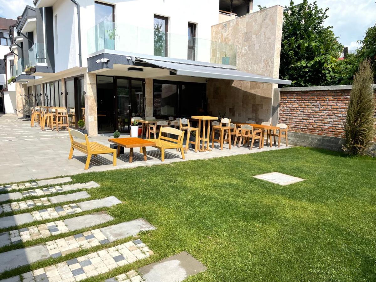 Hotel Aleea Teilor Câmpulung Zewnętrze zdjęcie