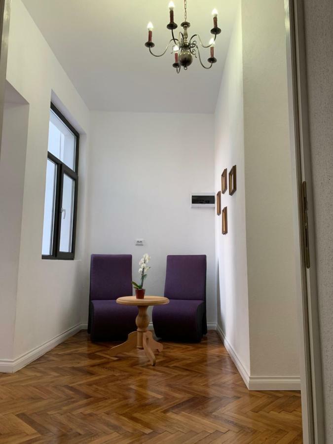 Hotel Aleea Teilor Câmpulung Zewnętrze zdjęcie